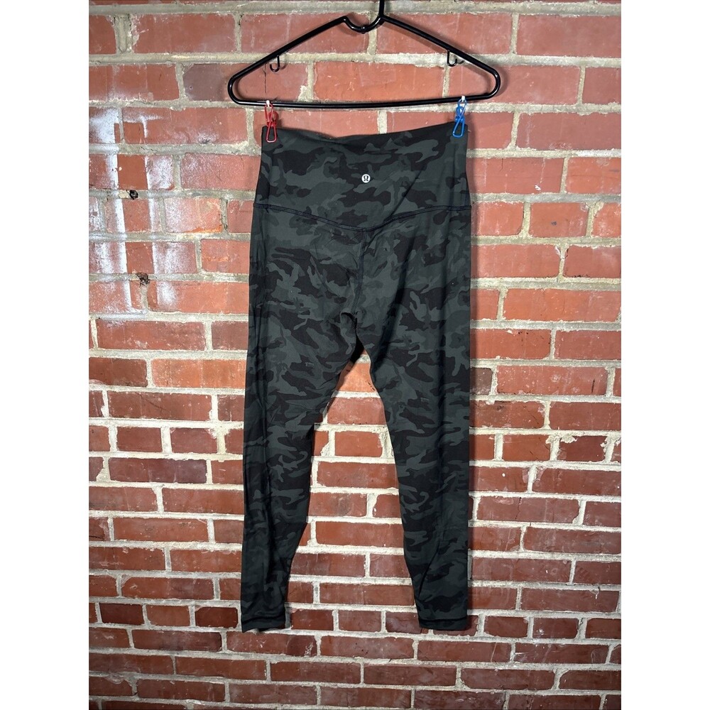 Lululemon Women’s Align High Rise Leggings Size 8 Green Camo 30” Inseam